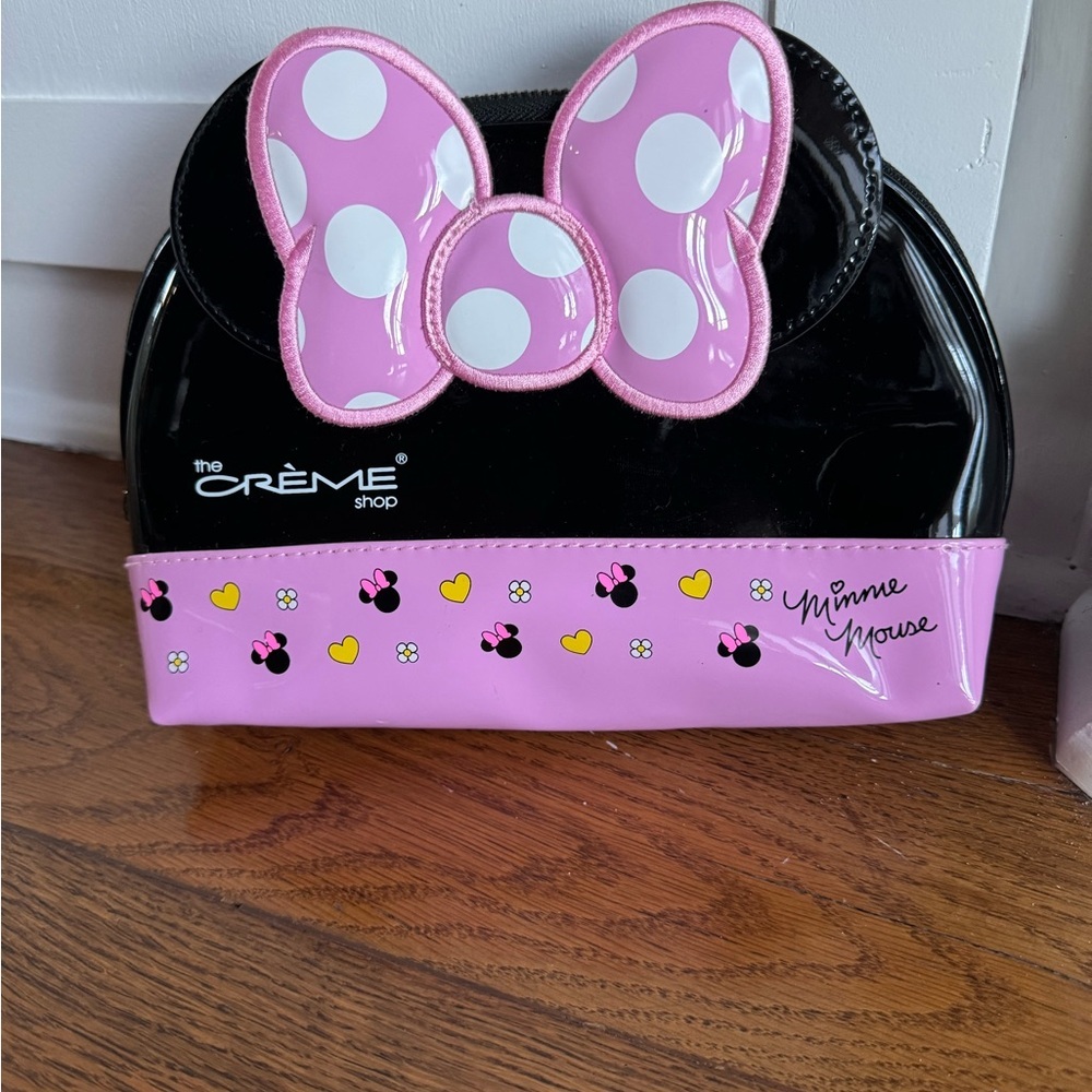 The‎ Crème Shop Disney Minnie Mouse Makeup Bag